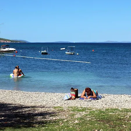 With Parking Space Supetar, Brac - 2850 דירה