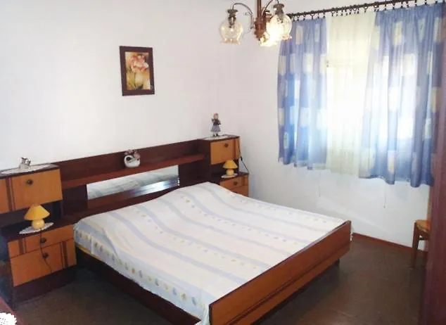 Lägenhet With Parking Space Supetar, Brac - 2850 Supetar